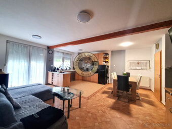 PREDAJ 5izbový rodinný dom Levél - 5