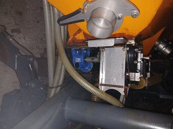 Mzuri ProTill 4T secí stroj- (pásové zpracování půdy) - 5