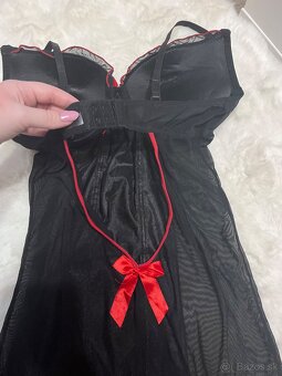 Čierna nočná košieľka - 5