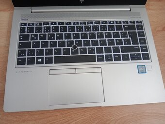 predám HP elitebook 840 g6 - Intel core i5 -16gb ram -ssd - 5