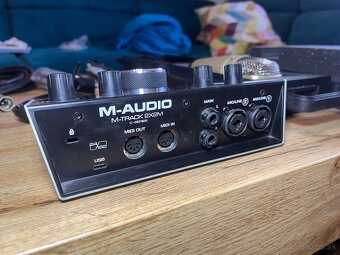 M-Audio BX5-D3, M-Audio M-Track 2x2M, Behringer C-3 - 5