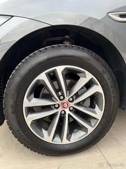 Jaguar  F-Pace  2,0d AWD  132kw - 5