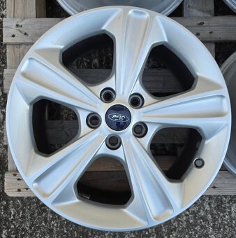 ORIGINÁL FORD HLINÍKOVÉ DISKY 5x108 R17 - 5