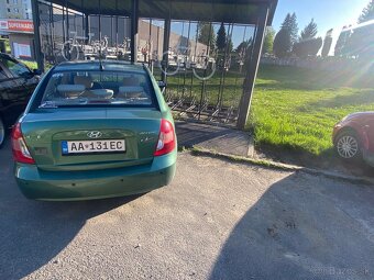 Hyundai Accent 2006 1.4L - 5