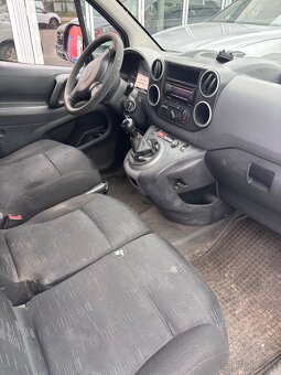 Predám Citroen Berlingo fg. 1,6hdi r.2011 - 5