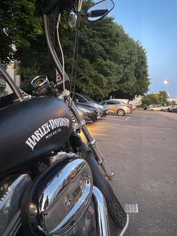 Harley Davidson Sportster XL883 Custom - 5