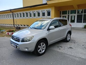 Toyota RAV4 2.2D-4D 4x4 - 5