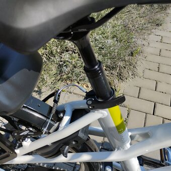 Na predaj dámsky elektrobicykel WINORA F1 - 5