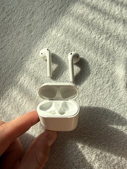 Air Pod's 1. generacie - 5