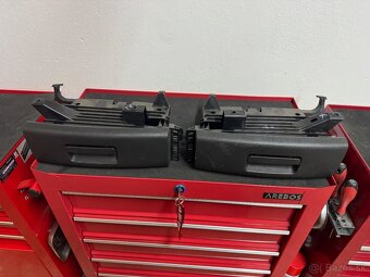 Šuflíky pod predné sedačky golf7 - 5