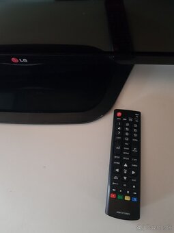 42" 107cm LG LED tv - 5