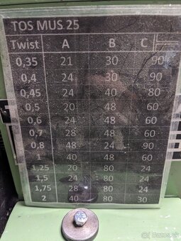 Sústruh TOS MUS 25 - 5