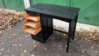 Predám starožitný písací stolík - 5