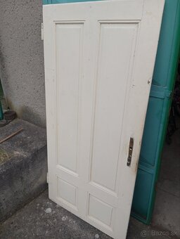 Predám masívne dvere na chalupu 2 ks - 5