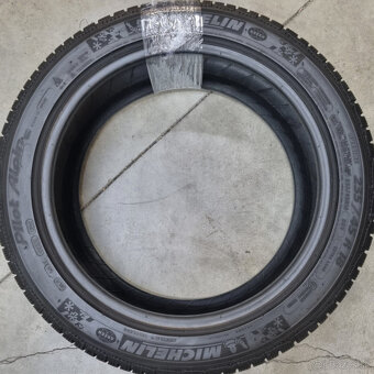 Zimné pneumatiky 235/45 R18 MICHELIN - 5