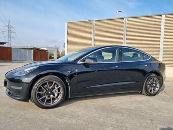 TESLA MODEL 3 Standart Range plus - 5