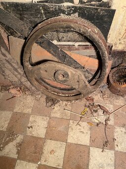 Nahradne diely na veterany - 5