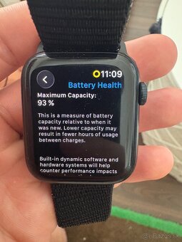 Apple Watch SE 2 gen. 44mm - 5