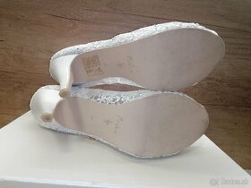 Svadobné topánky čipkované MENBUR č.40 - 5