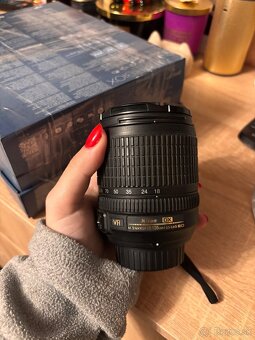 Nikon D7100 + 2 objektívy (AF-S DX NIKKOR 18–105 mm a 35mm - 5