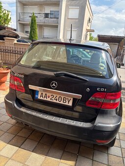 MercedesBenz B200CDI - 5
