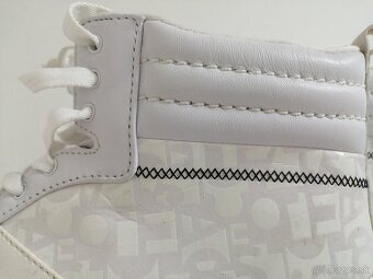 LACOSTE - 5