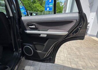 Suzuki Grand Vitara 1.9 DDiS 4x4 Tažné nafta manuál 95 kw - 5