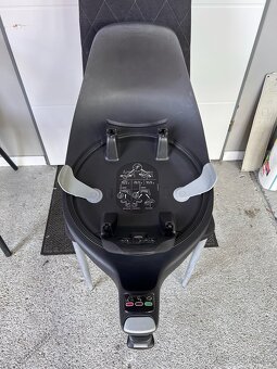 Cybex Cloud Z2 i-size Black + otočná základňa - 5