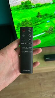Samsung soundbar + subwoofer (Model HW-J355) - 5