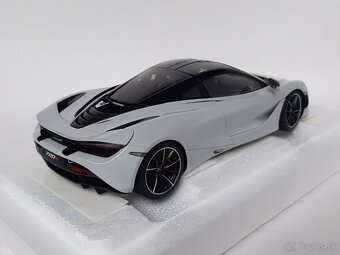 1:18 - McLaren 720S (2017) - AUTOart - 1:18 - 5
