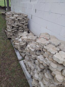 Dlažba známková - 5