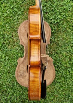 Zaujímavé husle 4/4 - 5