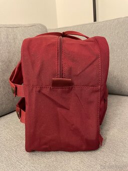 Predám batoh značky Fjällräven Kanken Weekender Ox Red - 5