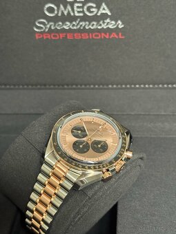 Omega Speedmaster Moonwatch - 5