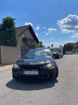 BMW E90 318i - 5