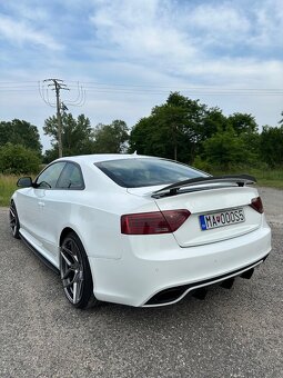 Audi S5/ Rs 5 - 5