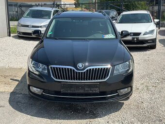 Škoda Superb 2 Facelift 2.0 TDi DSG VW Passat octavia golf - 5
