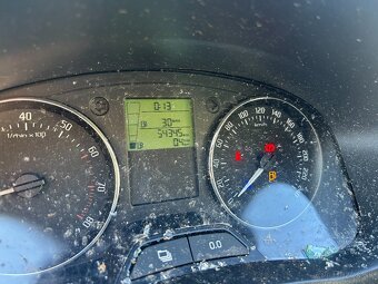 Rozpredam Skoda Fabia 2 combi 1.2 HTP facelit 54tis KM - 5