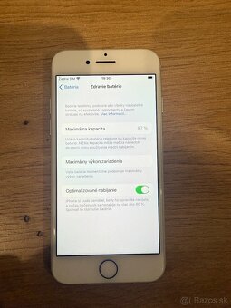 Iphone 7 32 GB Strieborný - 5