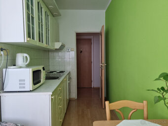 1 IZBOVÝ TEHLOVÝ BYT -BREZOVÁ p.B. - VOĽNÝ +ZN.POSUDOK - 5