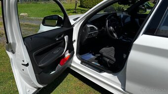 TOP STAV BMW rad 1 Combi 110kw Automat - 5