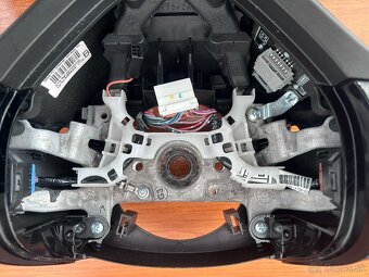 Volant na Hondu Civic 9. gen - 5