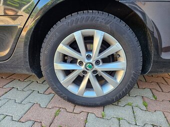Škoda Octavia 2 facelift 1,6 Tdi 77 kW - 5
