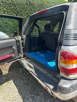 Predám Opel frontera 4x4 - 5