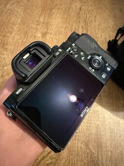 SONY A7 - ILCE-7 - telo + príslušenstvo - nizky shutter coun - 5