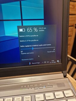 Fujitsu Lifebook E754 notebook i3, 8GB ram, 256GB SSD - 5