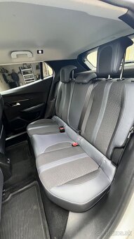 Peugeot 2008 - 5