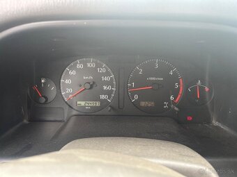 Nissan Patrol y61 3L - 5