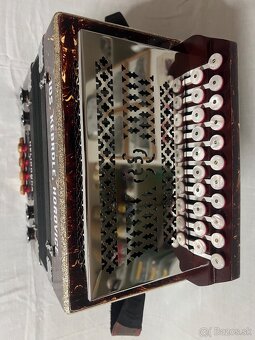 HELIGONKA  KEBRDLE - 5