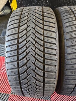 235/35 R19 Semperit zimne pneumatiky - 5